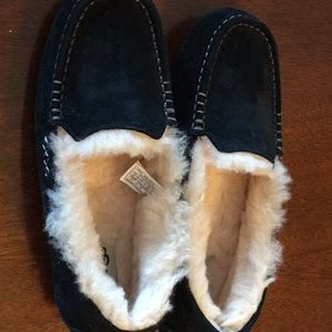 Ugg slippers